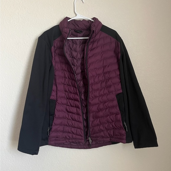 32 Degrees Women's Plum and Black Puffer Jacket - Picture 2 of 4